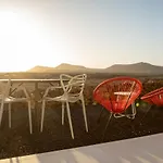 Calderon Hondo. Design , Views And Pool Lajares-corralejo 빌라