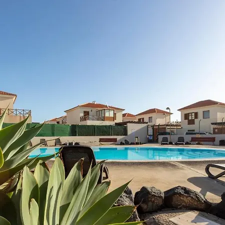 Calderon Hondo. Design , Views And Pool Lajares-corralejo Corralejo