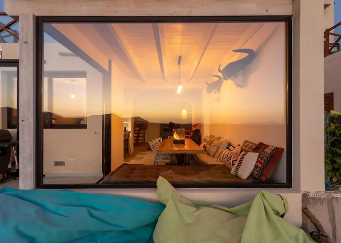 Calderon Hondo. Design , Views And Pool Lajares-corralejo